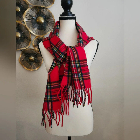 Burberrys of London 100% Lambswool Scarf - Picture 1 of 8